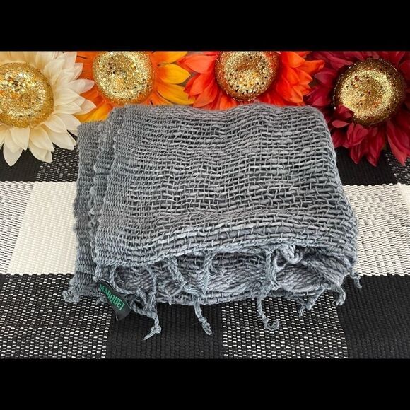 Marquet Free-Weave Handwoven Scarf NWOT - Picture 2 of 4